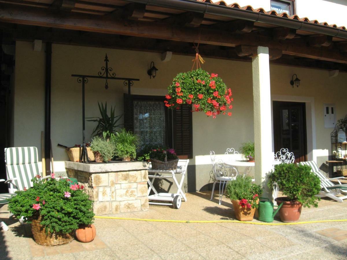 Country House Lokev Casa de hóspedes Exterior foto