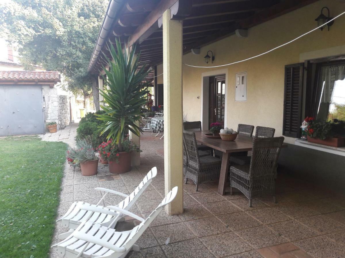 Country House Lokev Casa de hóspedes Exterior foto